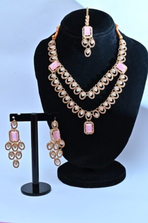 Elegant Indian Zircon Necklace Set