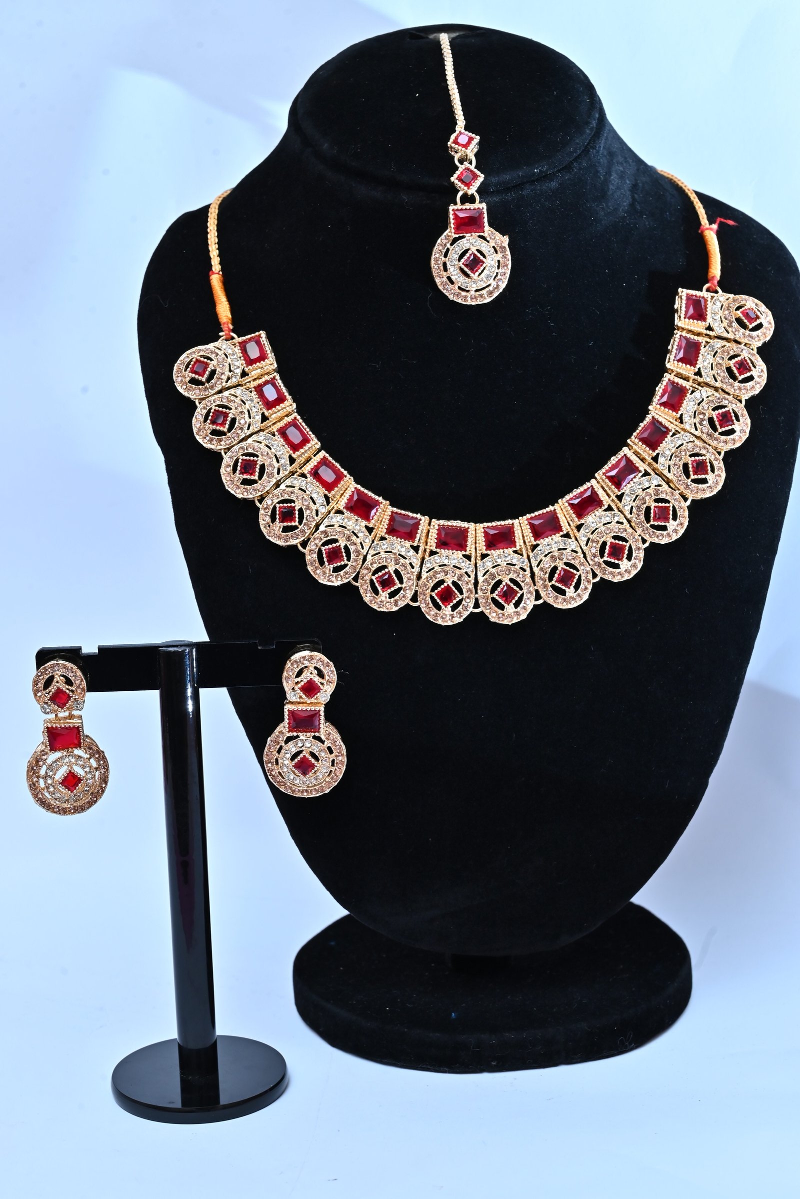 Elegant Indian Zircon Necklace Set
